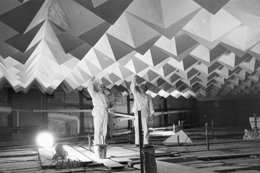 Albaniplatz-2-Stadthalle-001-Innenansicht-Decke.