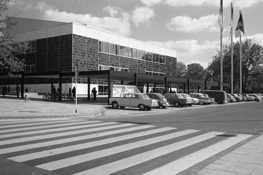 Albaniplatz-2-Stadthalle-005-Eröffnung-2.9.1964-Foto-Wollscheid-Hans.1
